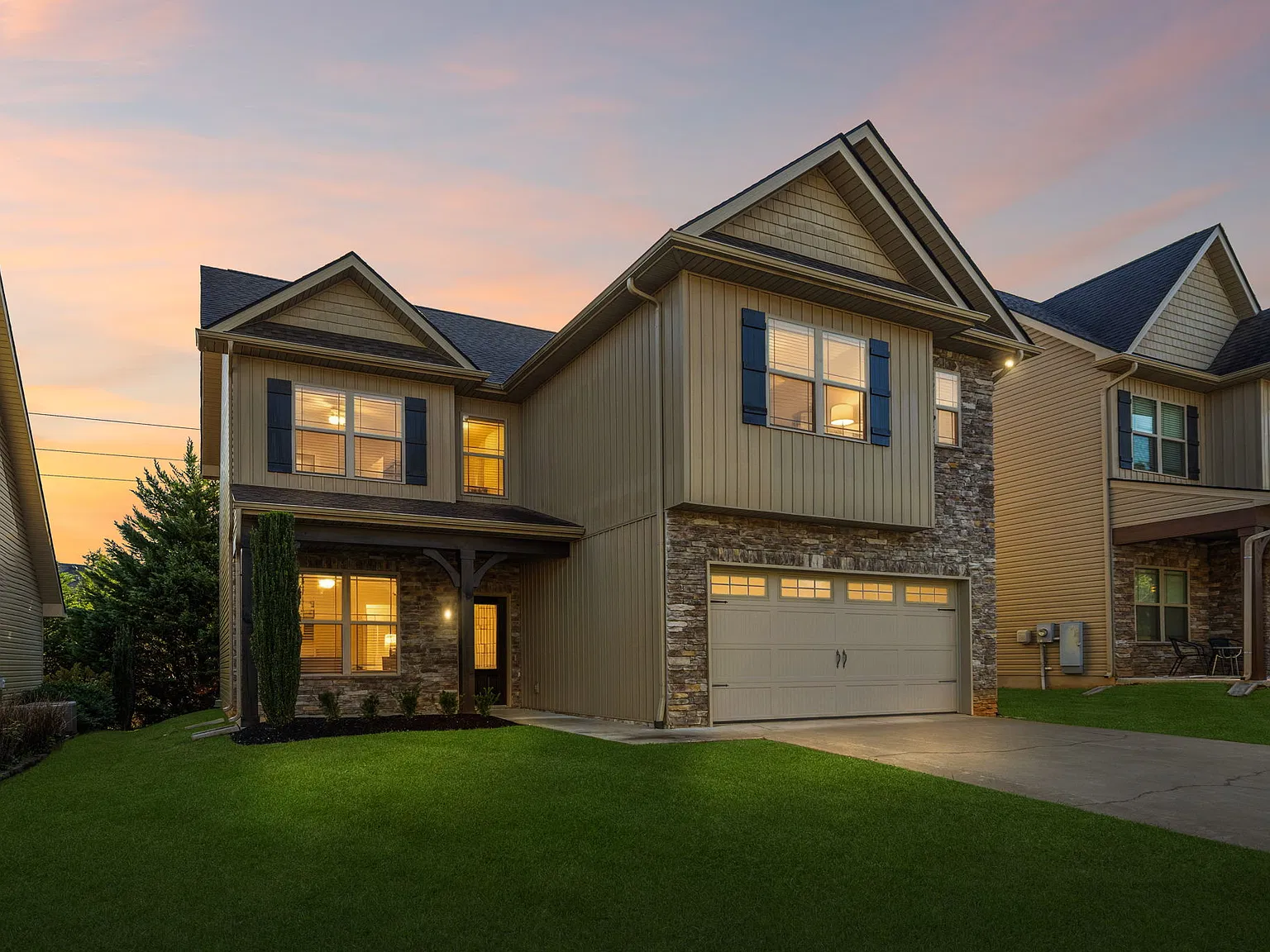 4 bed, 2.5 bath, 2224 sqft, $2,750 — Photo 3