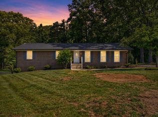 851 Lone Oak Dr, Cookeville, TN 38501
