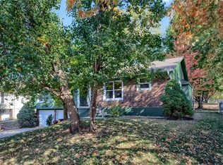500 NW 36th Street Ter, Blue Springs, MO 64015