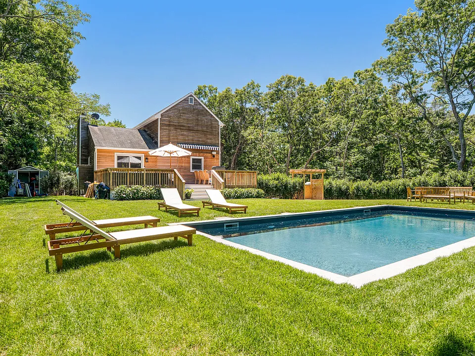 11 Ardmore Ct