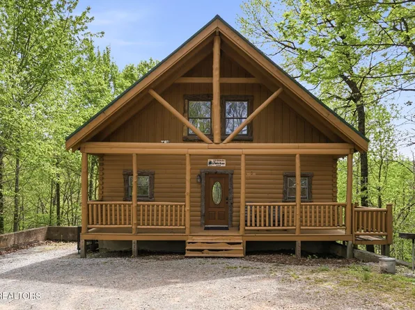 1118 Ski View Ln, Sevierville, TN 37876