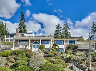 1225 Skyline Dr, Edmonds, WA 98020
