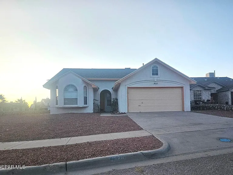 1329 Desierto Rosa Pl — Photo 2