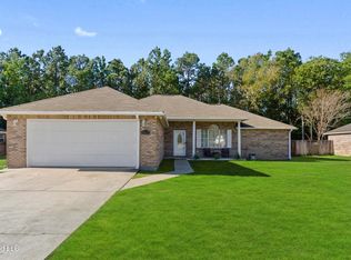 6911 Pinehurst Dr, Ocean Springs, MS 39564
