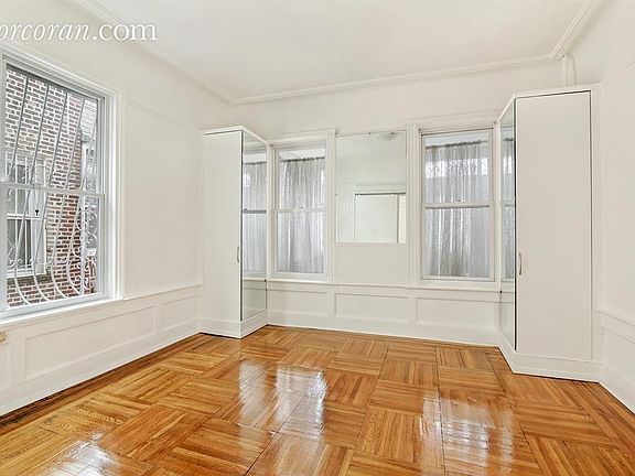 3rd image of 744 E 4th St #1