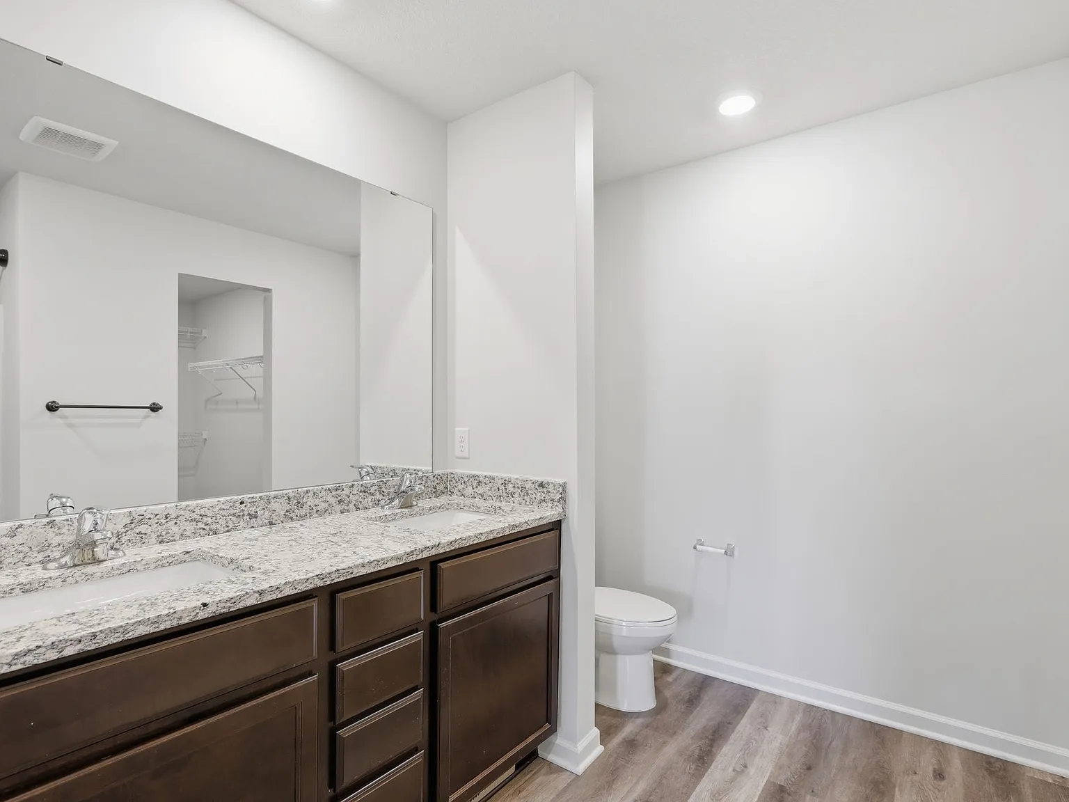 3 bed, 1765 sqft, $2,100 — Photo 1