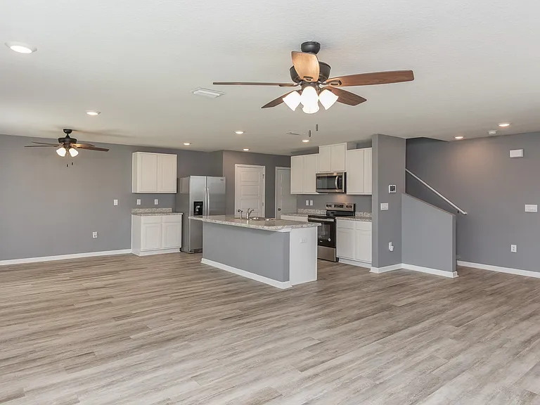 5720 Blackhorse Cir — Photo 2