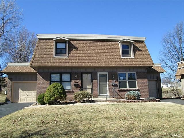 1st image of 2327 Charlemagne Dr