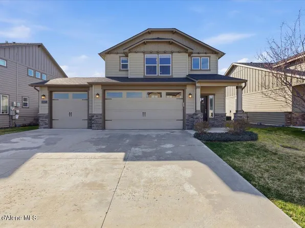 13071 N Loveland Way, Hayden, ID 83835