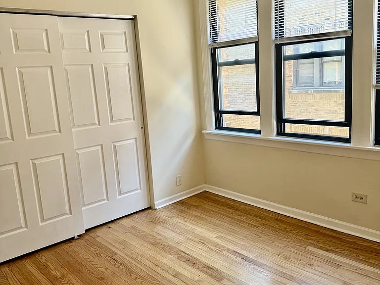 3402 W Carmen Ave #1 — Photo 8