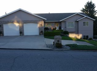 1606 Horse Lake Rd, Wenatchee, WA 98801