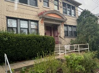 2811 Neeld Ave, Pittsburgh, PA 15216