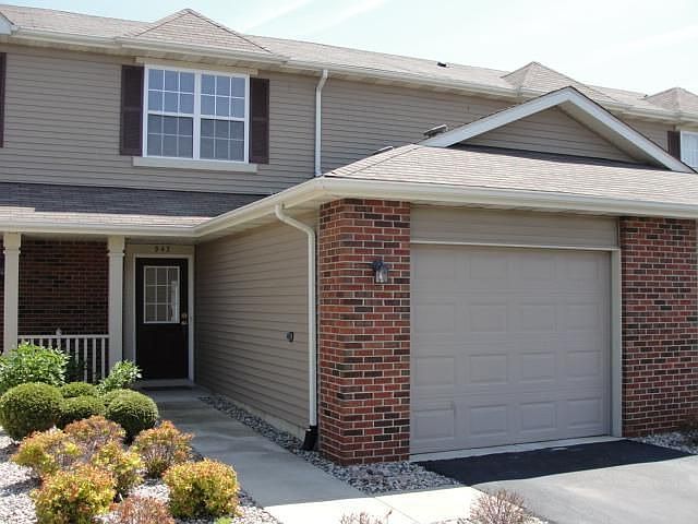 1st image of 947 Flagstone Dr