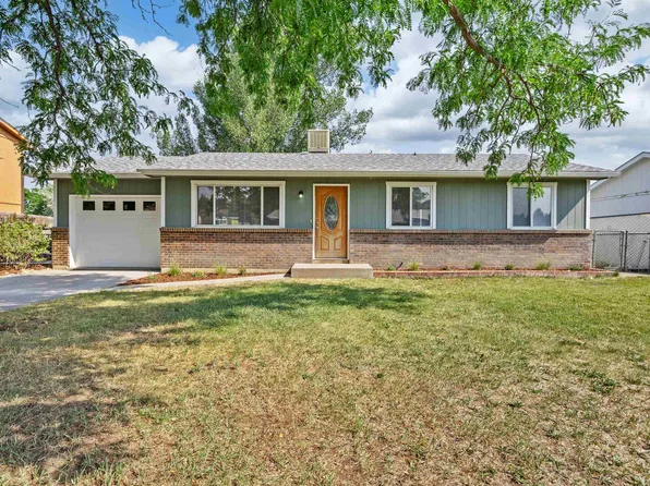 744 E Rio Blanco Ave, Rangely, CO 81648