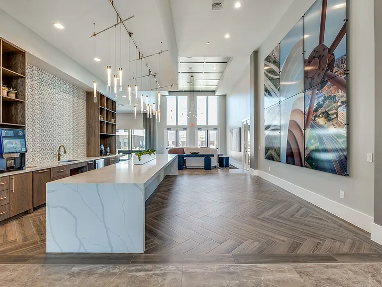 Aspen at Gateway — Photo 17