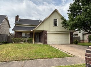 1076 E 132nd Pl, Glenpool, OK 74033