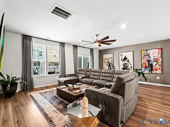 3rd image of 811 Haversack Hunt Way #B