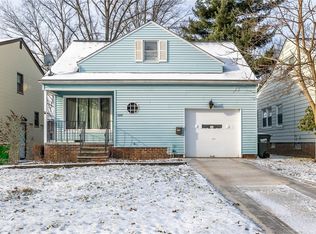 1092 Plainfield Rd, South Euclid, OH 44121