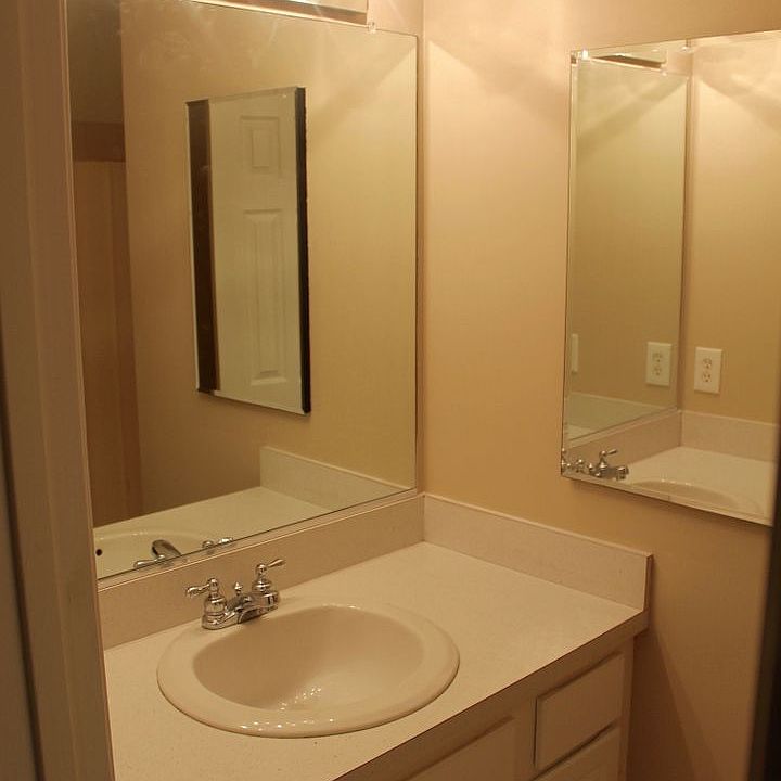 1st image of 103 S Corwood Ave