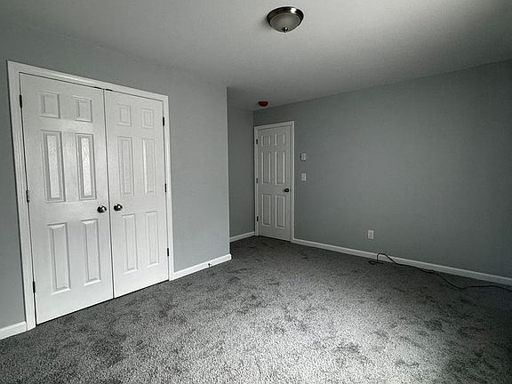 2nd image of 817 E Lafayette St #817