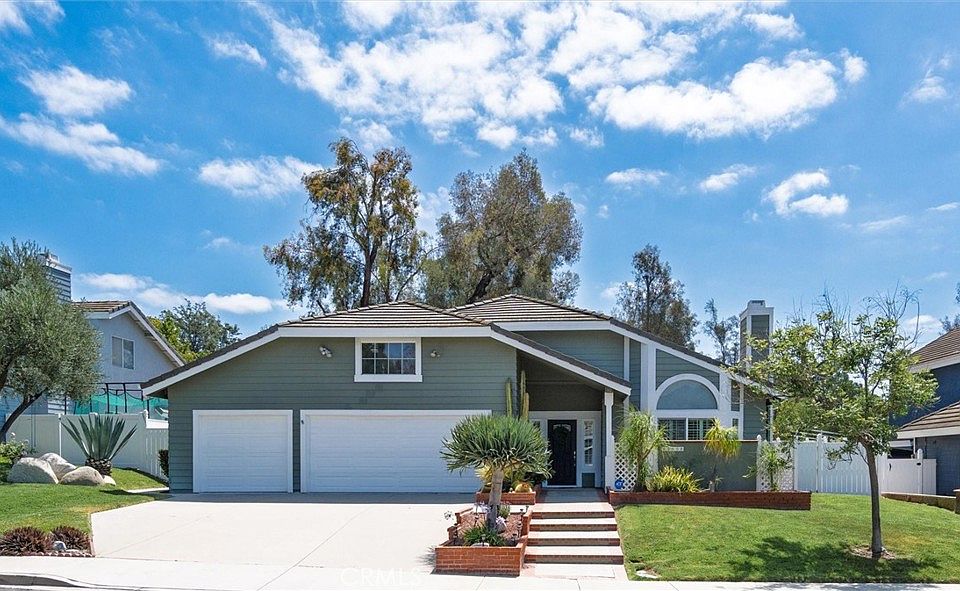 1st image of 43898 Gatewood Way