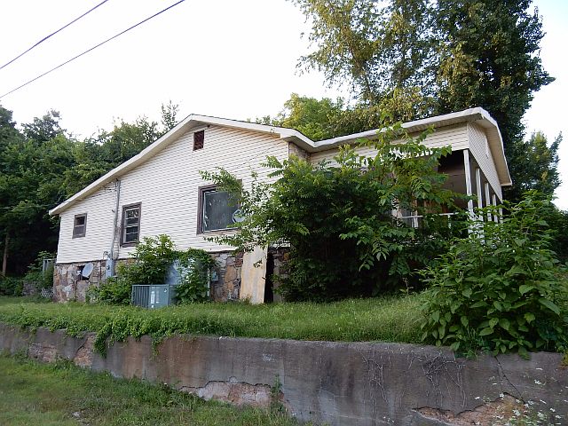 1st image of 501 Staunton Ave