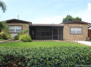 6470 Park St, Hollywood, FL 33024