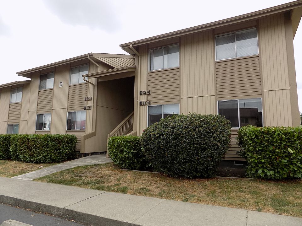 1st image of 151 S Oak Harbor St APT D202