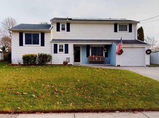 12 Monterey Ln, Centereach, NY 11720