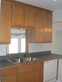 4th image of 1140 Georgia Blvd