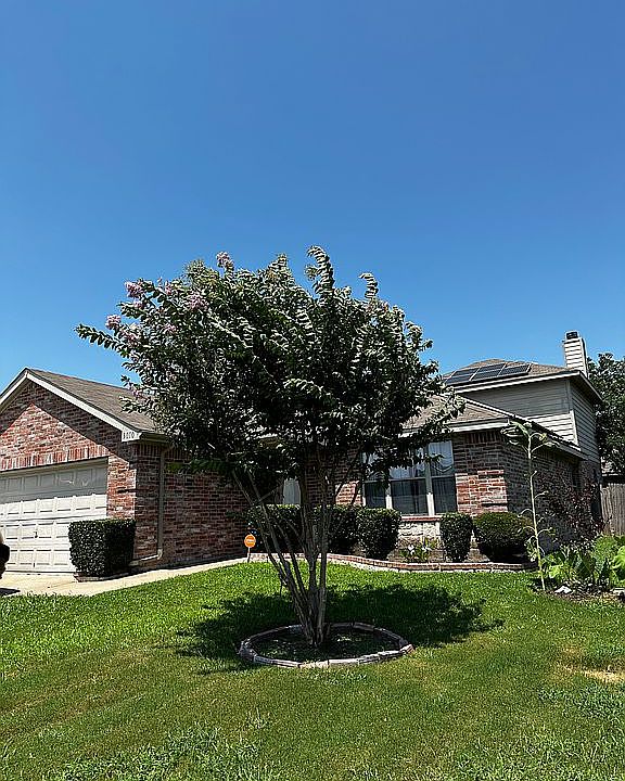 1st image of 3010 Glenrose Dr