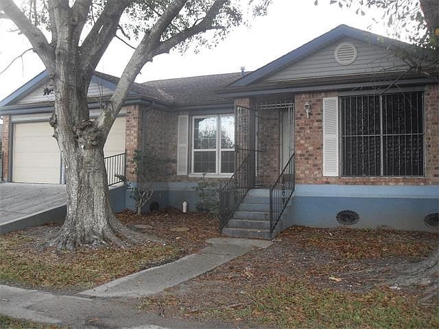 1st image of 2733 W Catawba Dr