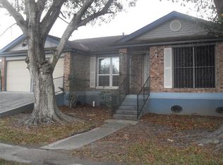2733 W Catawba Dr, Harvey, LA 70058