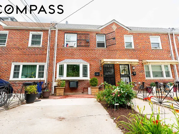 660 Pine St, Brooklyn, NY 11208