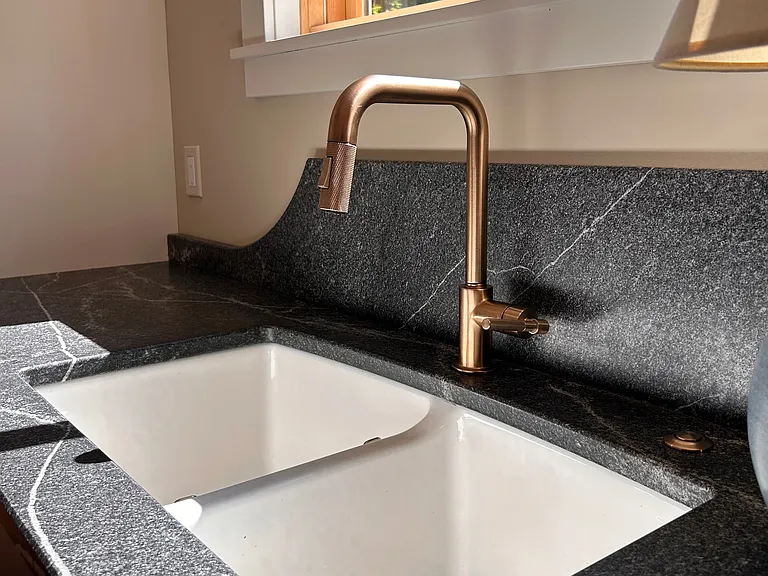 29 Sawyer St #1 — Photo 5