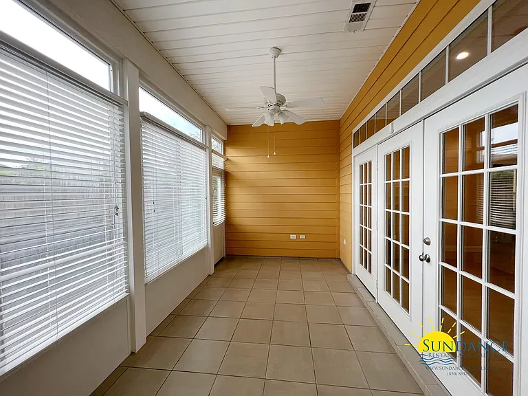 1548 Venice Ave — Photo 21