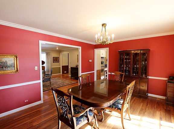 5th image of 2215 Walters Ave
