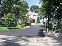 1st image of 3132 Woodhams Ave