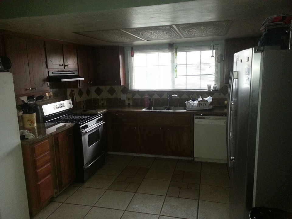 2nd image of 516 Avalon Way