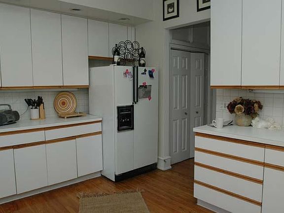 4th image of 2311 Delancey Pl APT 1