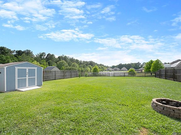 5th image of 36987 Oak View Ln