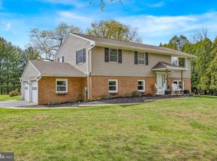 52 Mark Dr, Pottstown, PA 19465