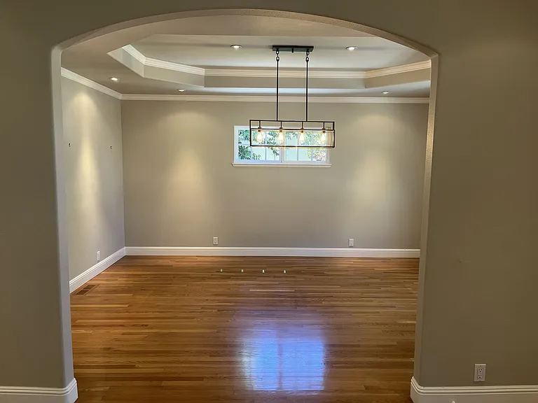 1078 Byerley Ave — Photo 8