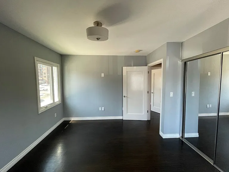 402 S Robertson Blvd — Photo 18