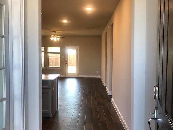 5th image of 6133 Horsetail Dr