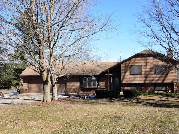 W309S10340 Knoll COURT, Mukwonago, WI 53149