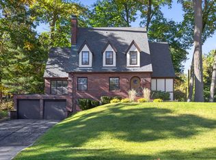 1001 Brighton Rd, Jackson, MI 49203