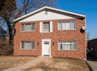 759 Chamberlain Pl, Saint Louis, MO 63119