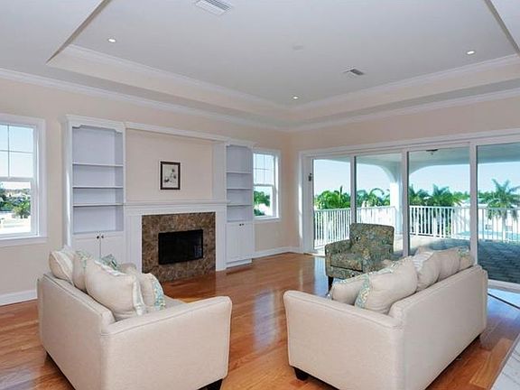 4th image of 1132 Windsong Ln #B