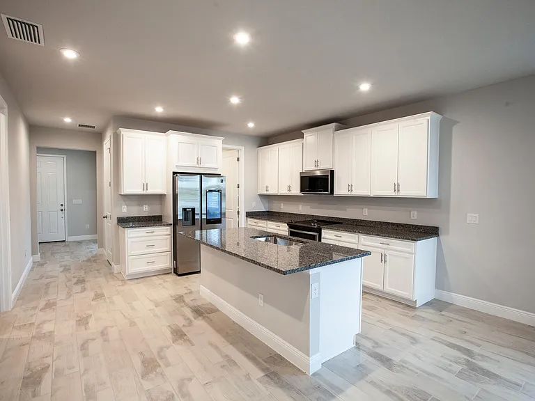 11795 Sistine Ln — Photo 11